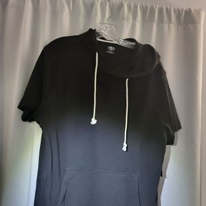 Mens XL Short sleeve hoodie tee- NWT